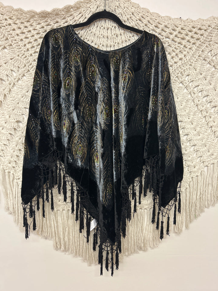 Velvet Peacock Poncho with beads, Black -001