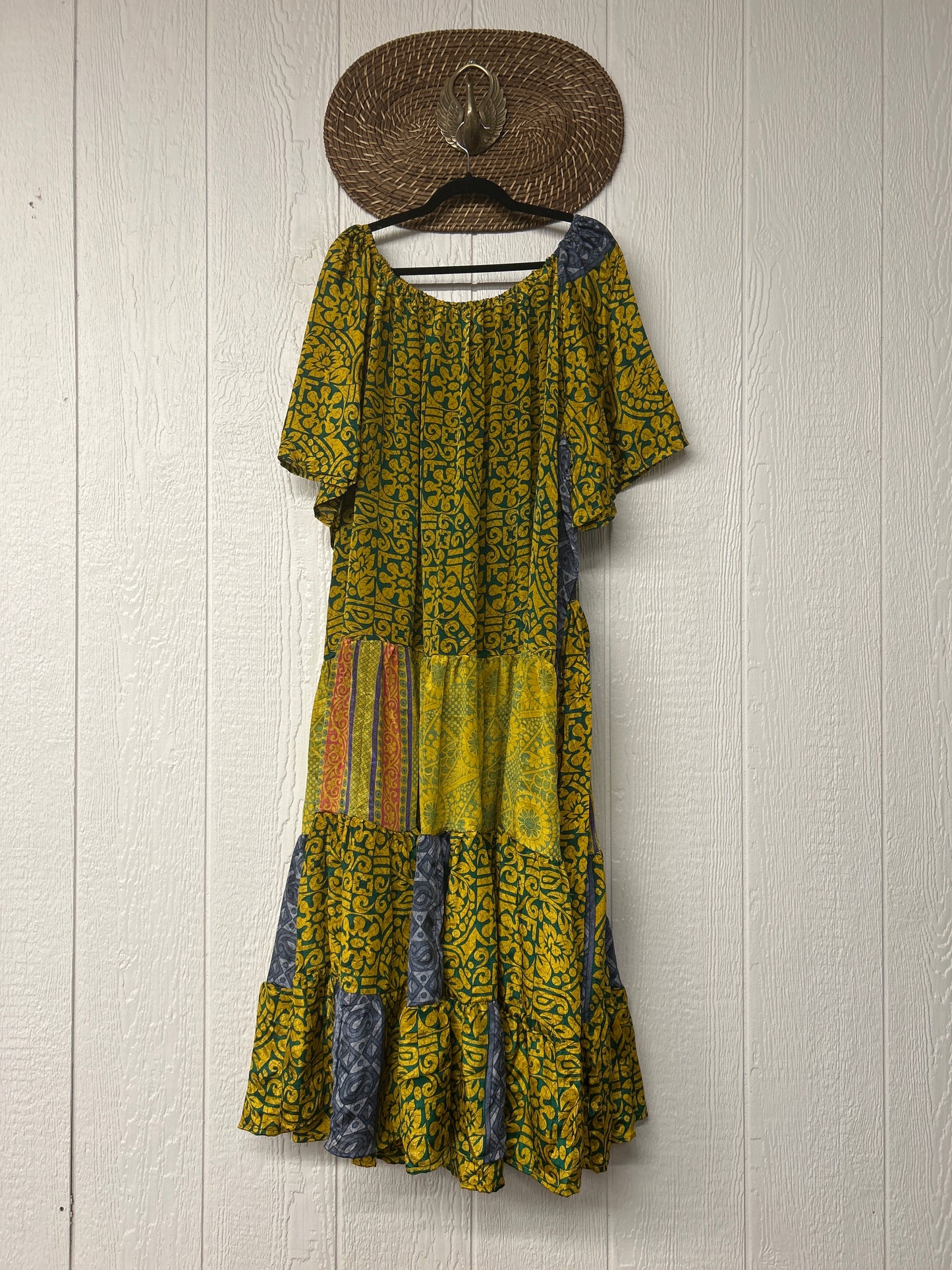 Rasgulla Sari Nova Maxi 0826 195