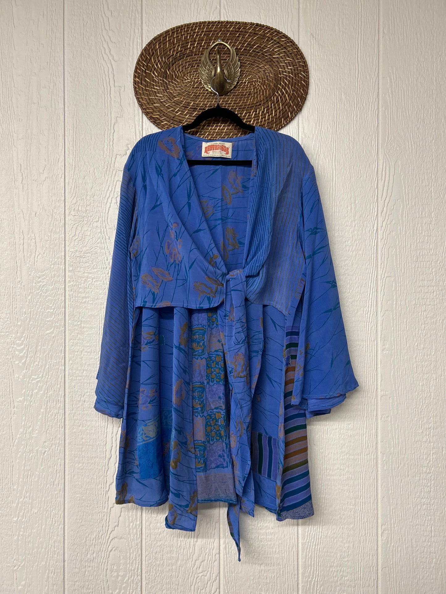 Crepe Sari Shortie Spellbound Kimono 0426 144
