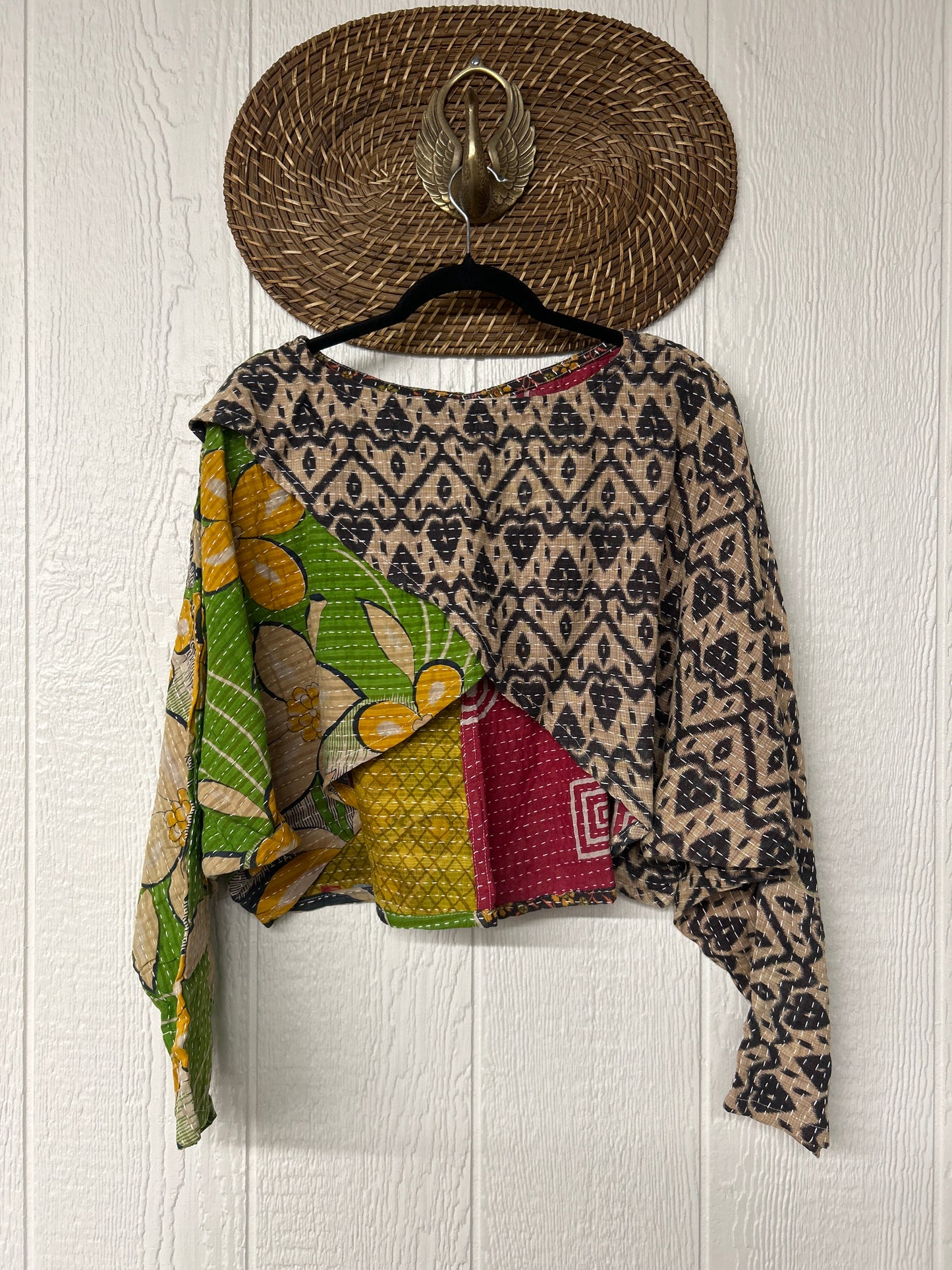 RETAIL Pareo Kantha In Bloom Cropped Pullover 0326 135