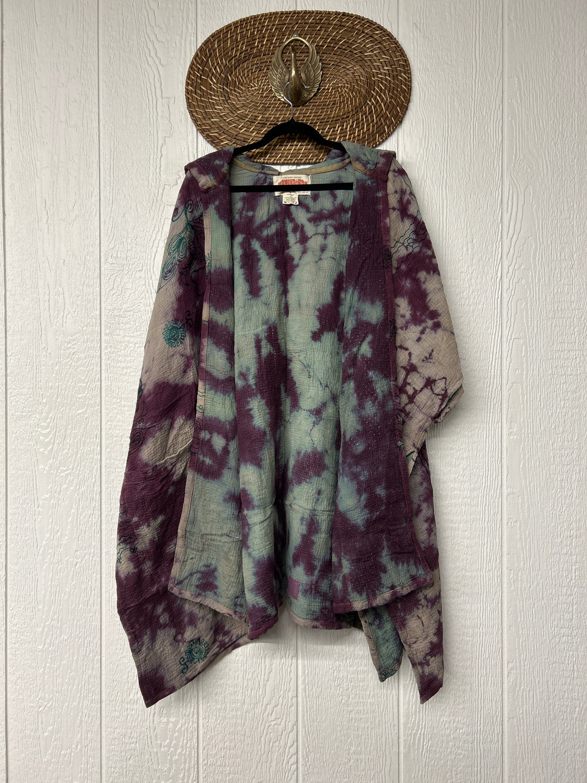 Aura Edit Fine Kantha Wanderlust Poncho 1026 005