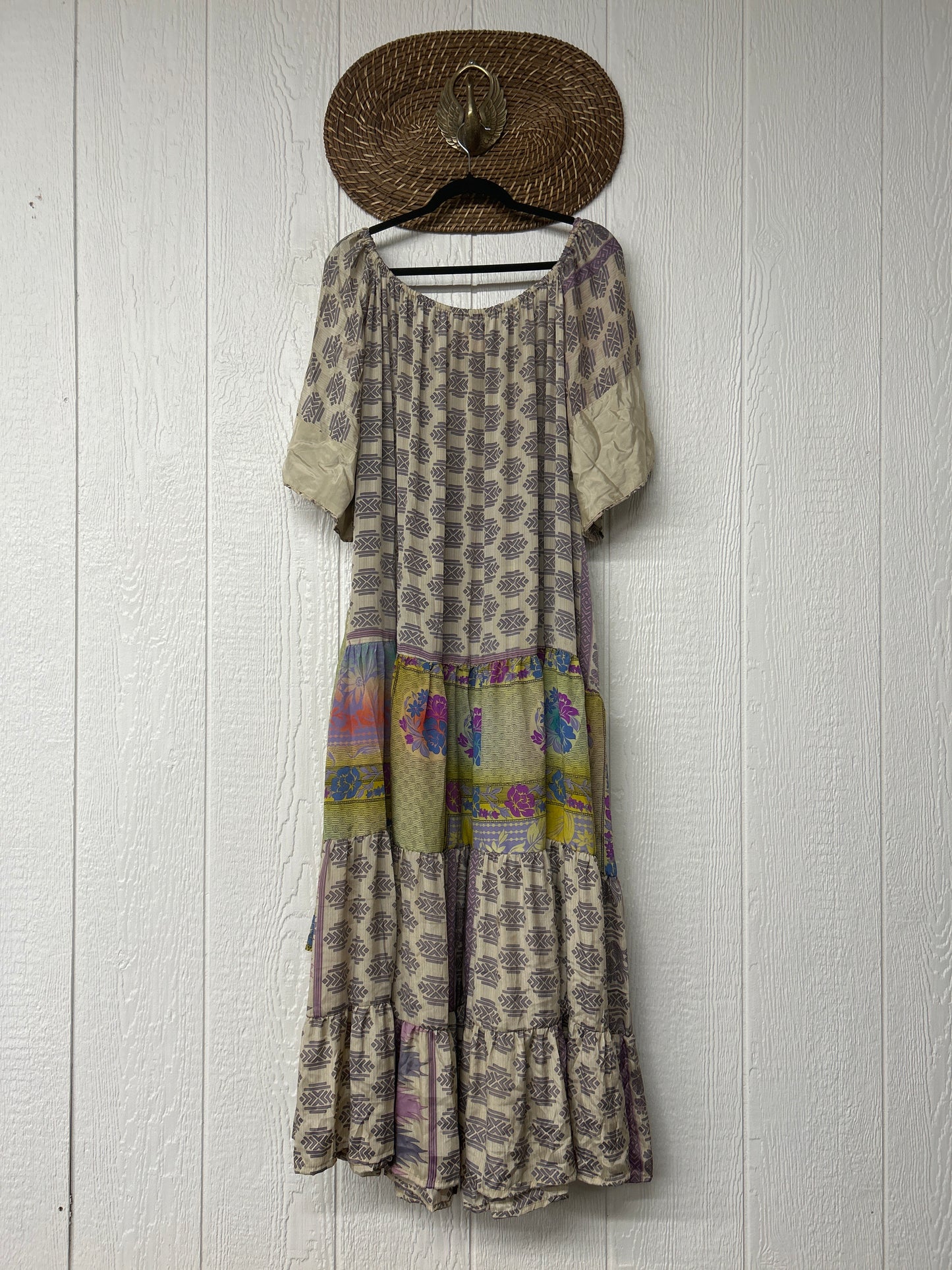 Rasgulla Sari Nova Maxi 0826 280