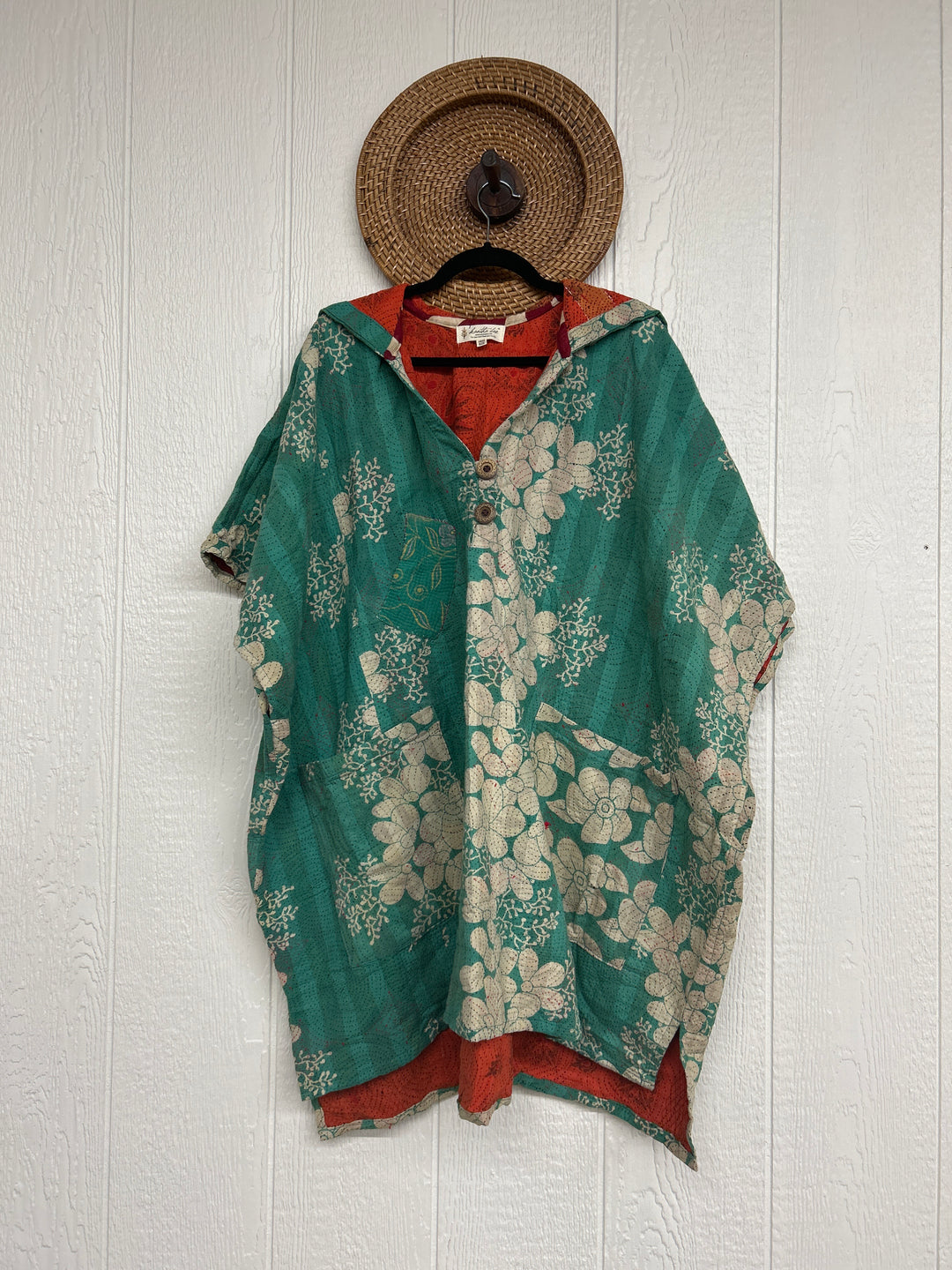 Peace + Love Poncho 0325 123