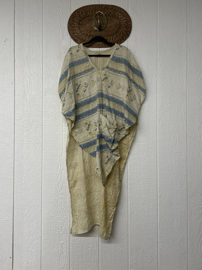 Alchemi Kantha Surrender Hi Lo Poncho 0826 003