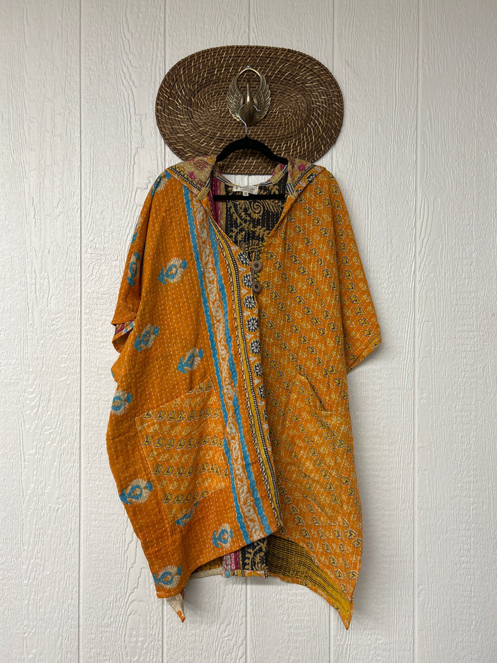 Peace and Love Poncho 0425 055