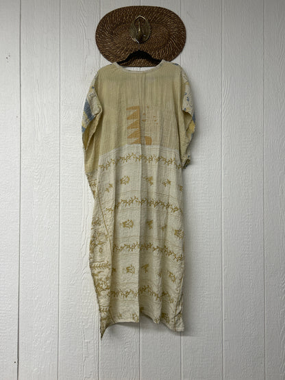 Alchemi Kantha Surrender Hi Lo Poncho 0826 003