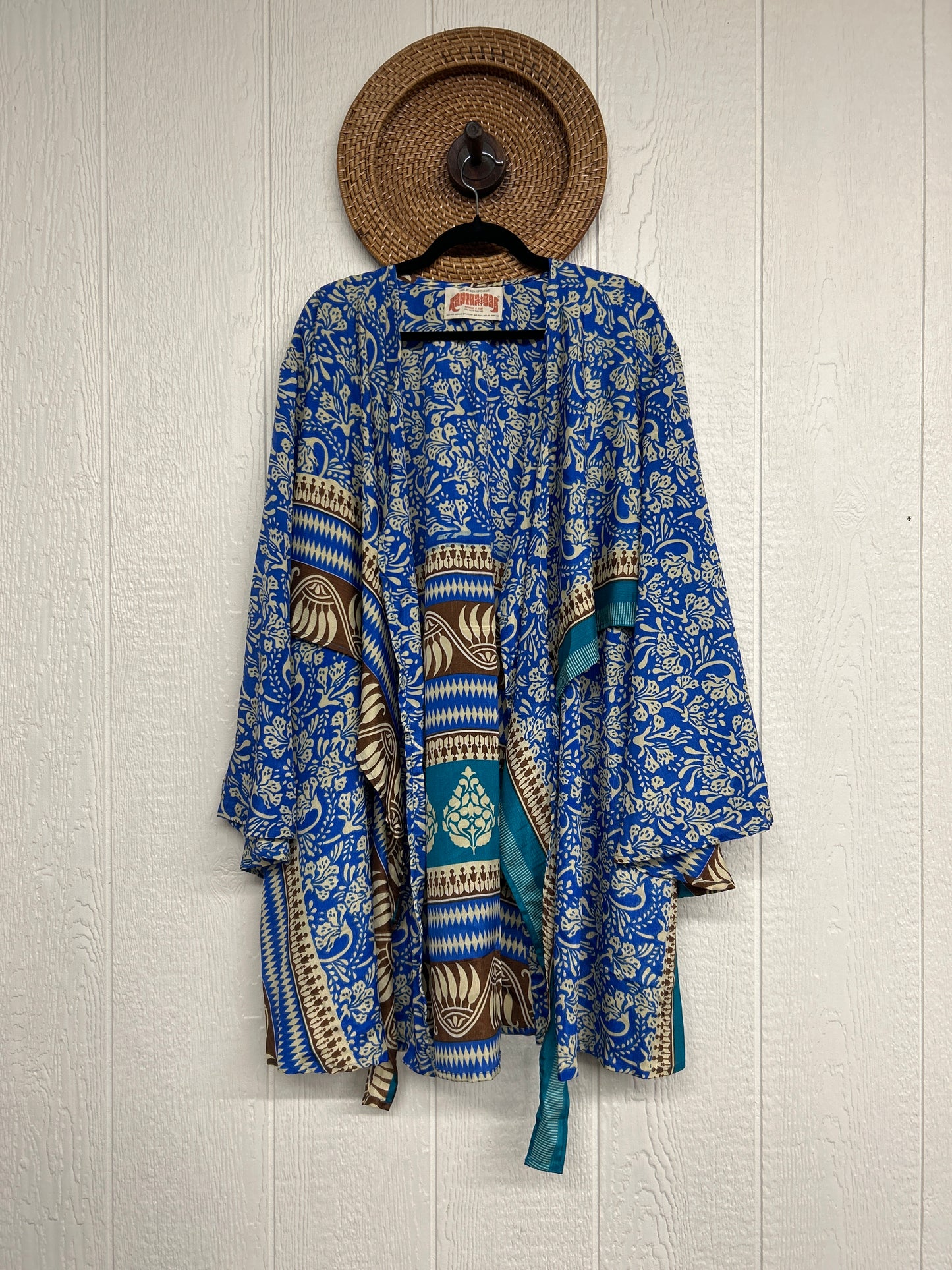 Rasgulla Sari Shortie Spellbound Kimono 0226 185