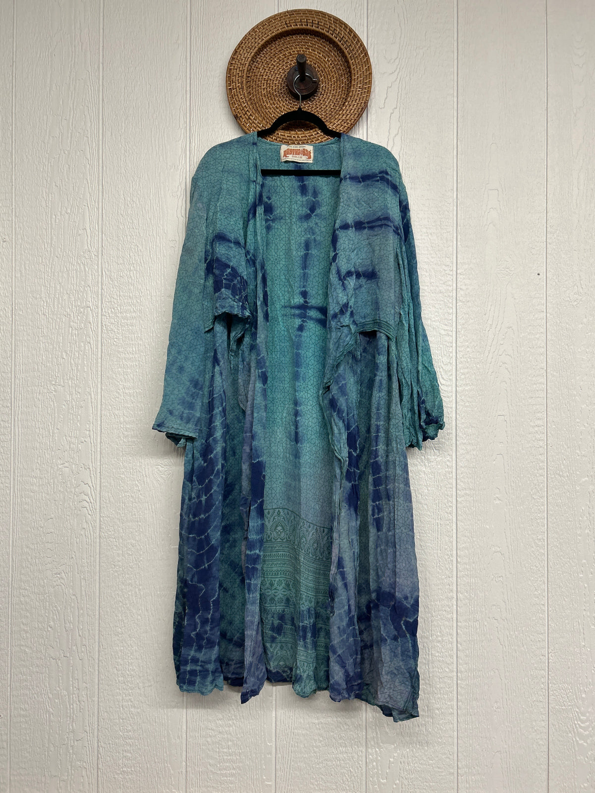 RETAIL Crepe Sari Spellbound Kimono 0926 063
