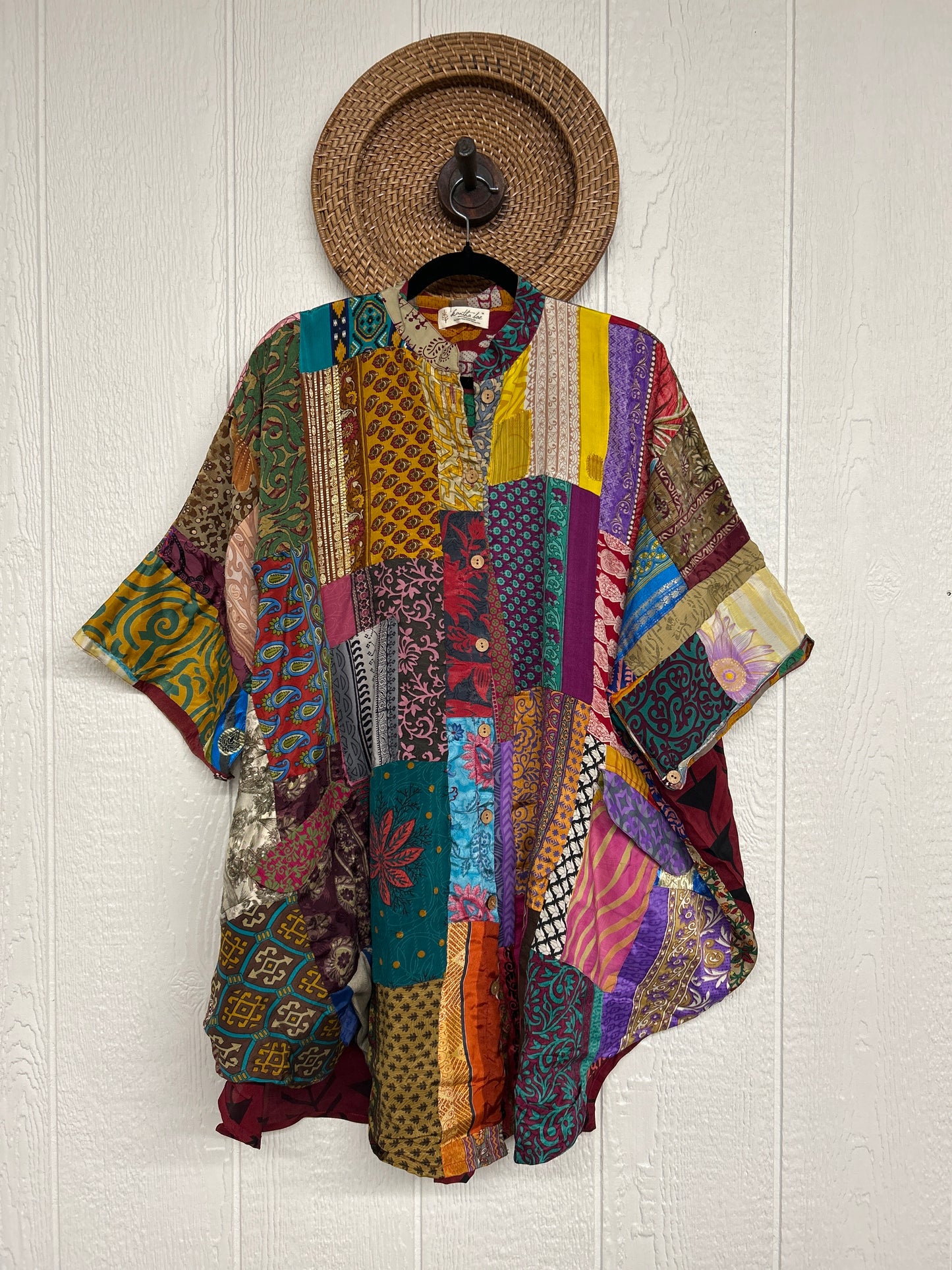 Goddess Free To Be Button-Down 0925 204