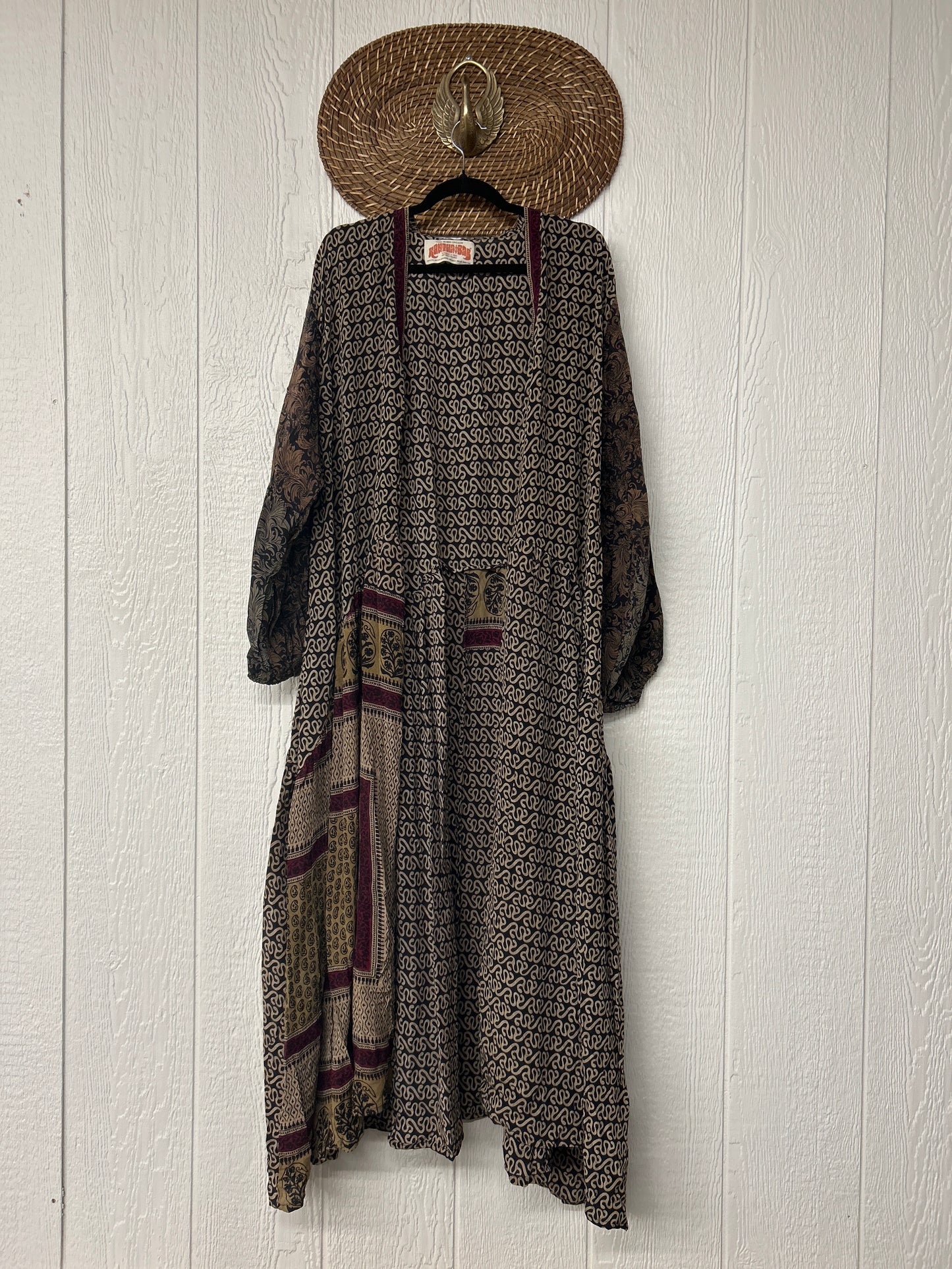 RETAIL Crepe Sari Evermore Kimono 0326 238