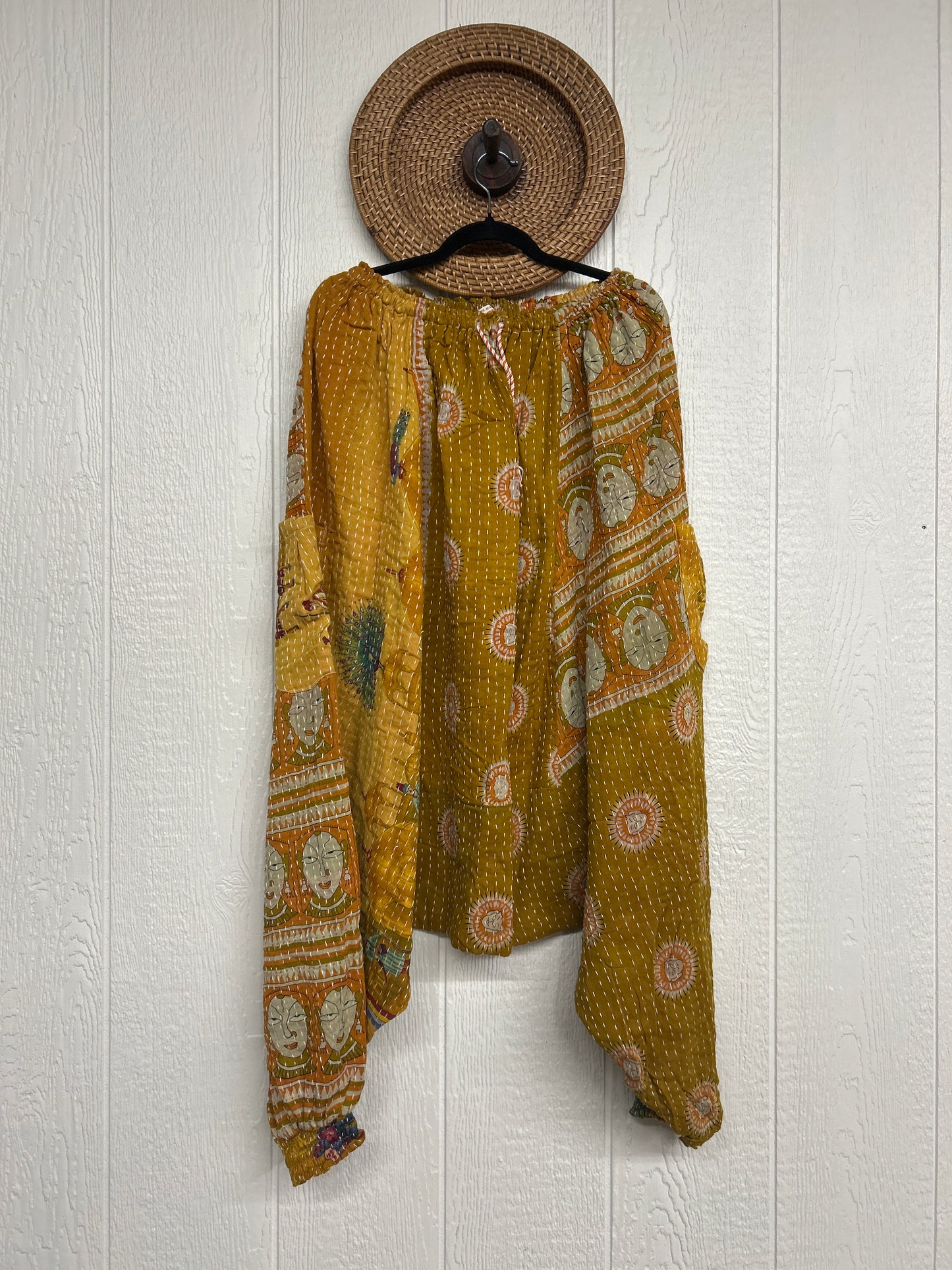 Pareo Kantha Be Still Harems 0226 052