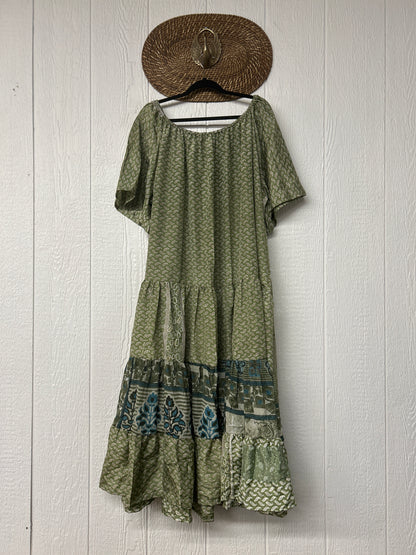 Rasgulla Sari Nova Maxi 0826 220