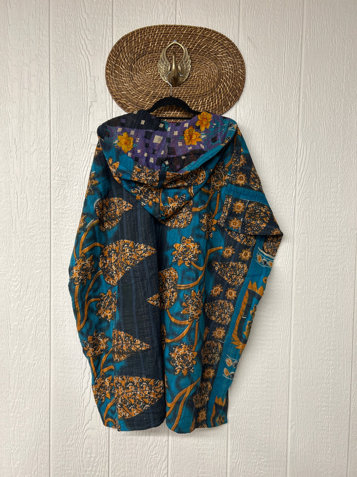 Peace + Love Poncho 0325 190