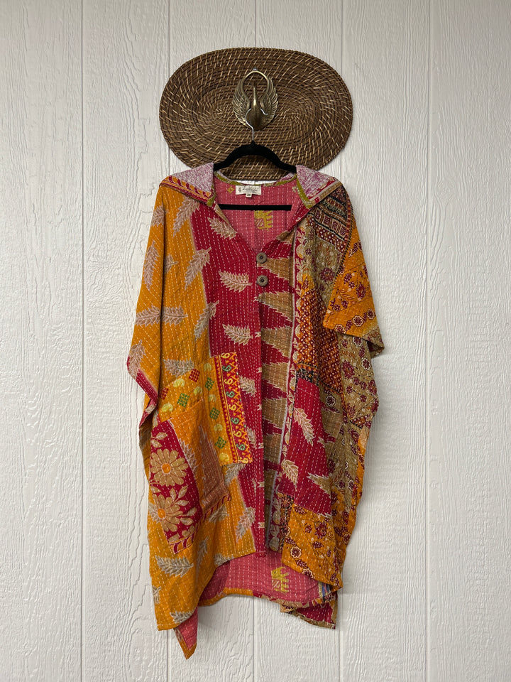Peace and Love Poncho 0425 027