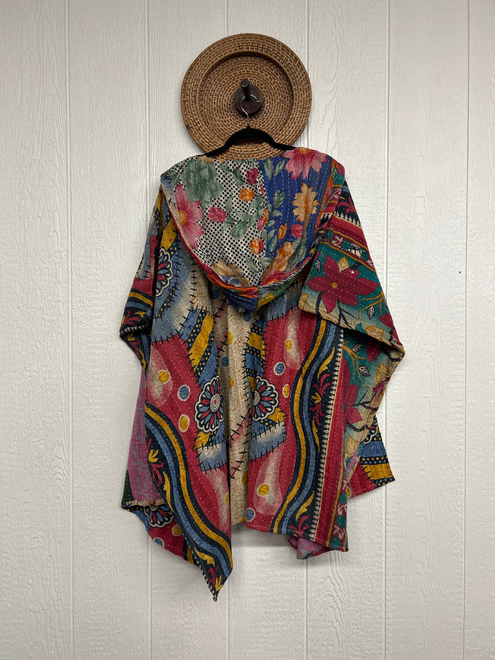 Wanderlust Poncho 0425 272