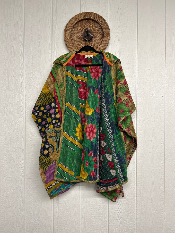 Wanderlust Poncho 0425 267