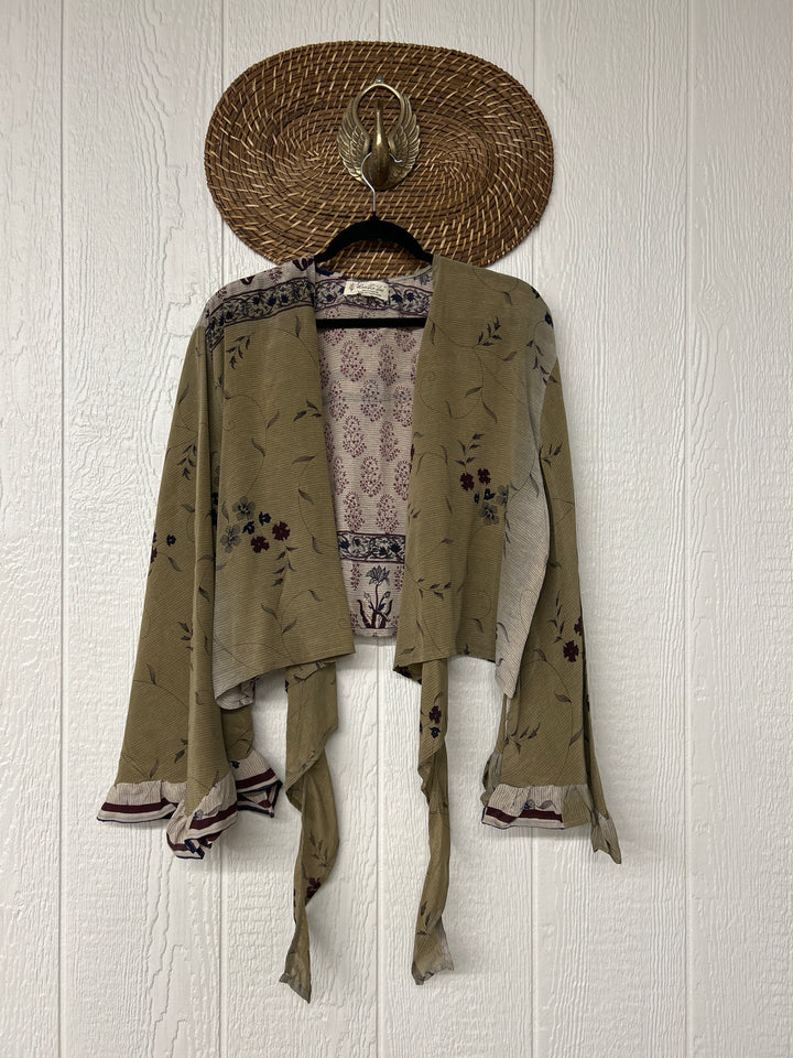 Zeppelin Crop Shrug 0425 066