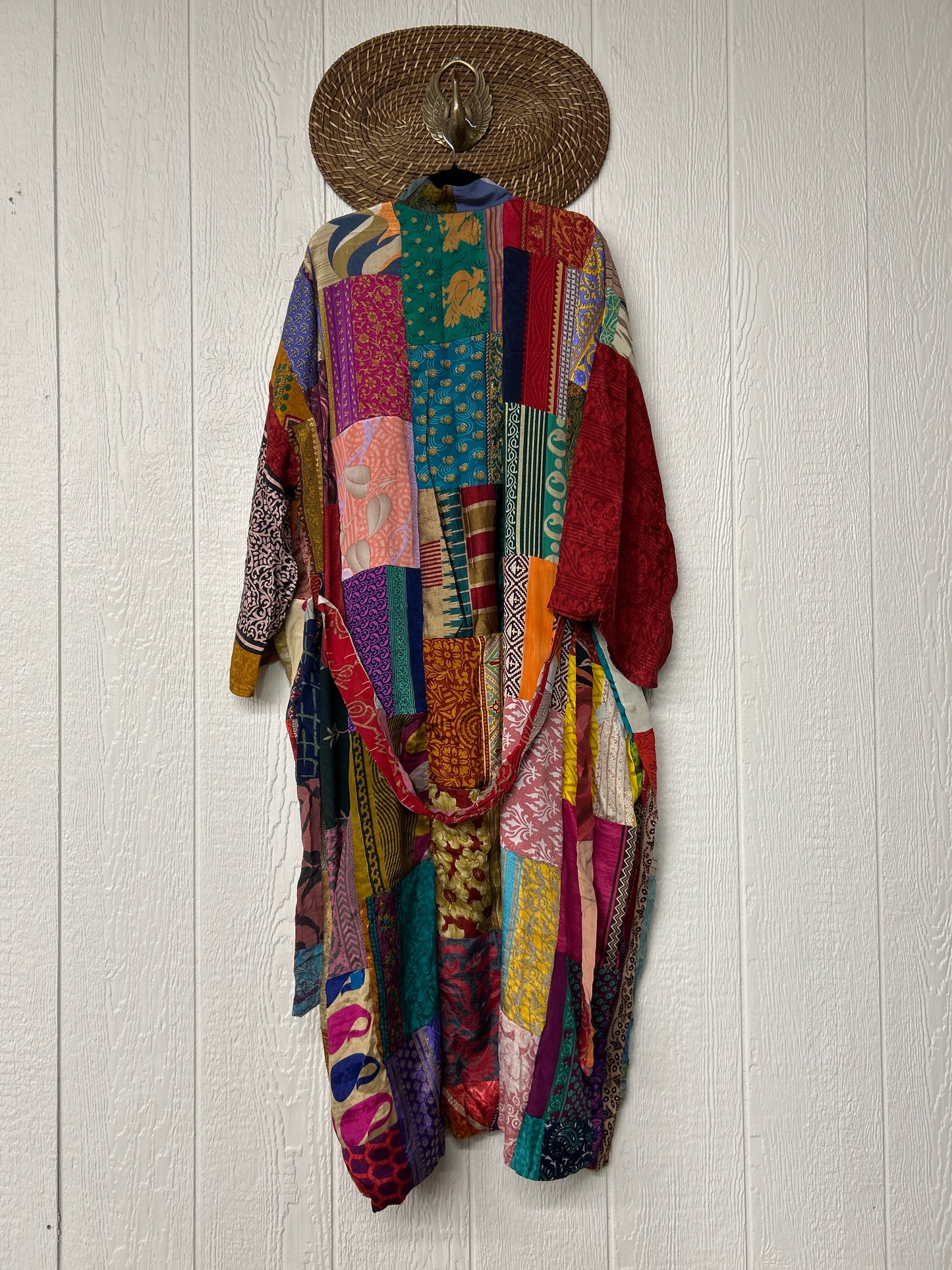 RETAIL Majestic Goddess Kimono 0925 211