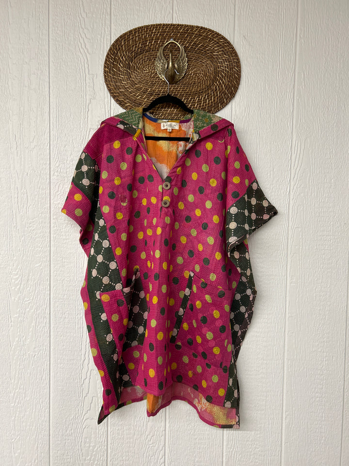 Peace + Love Poncho 0325 009