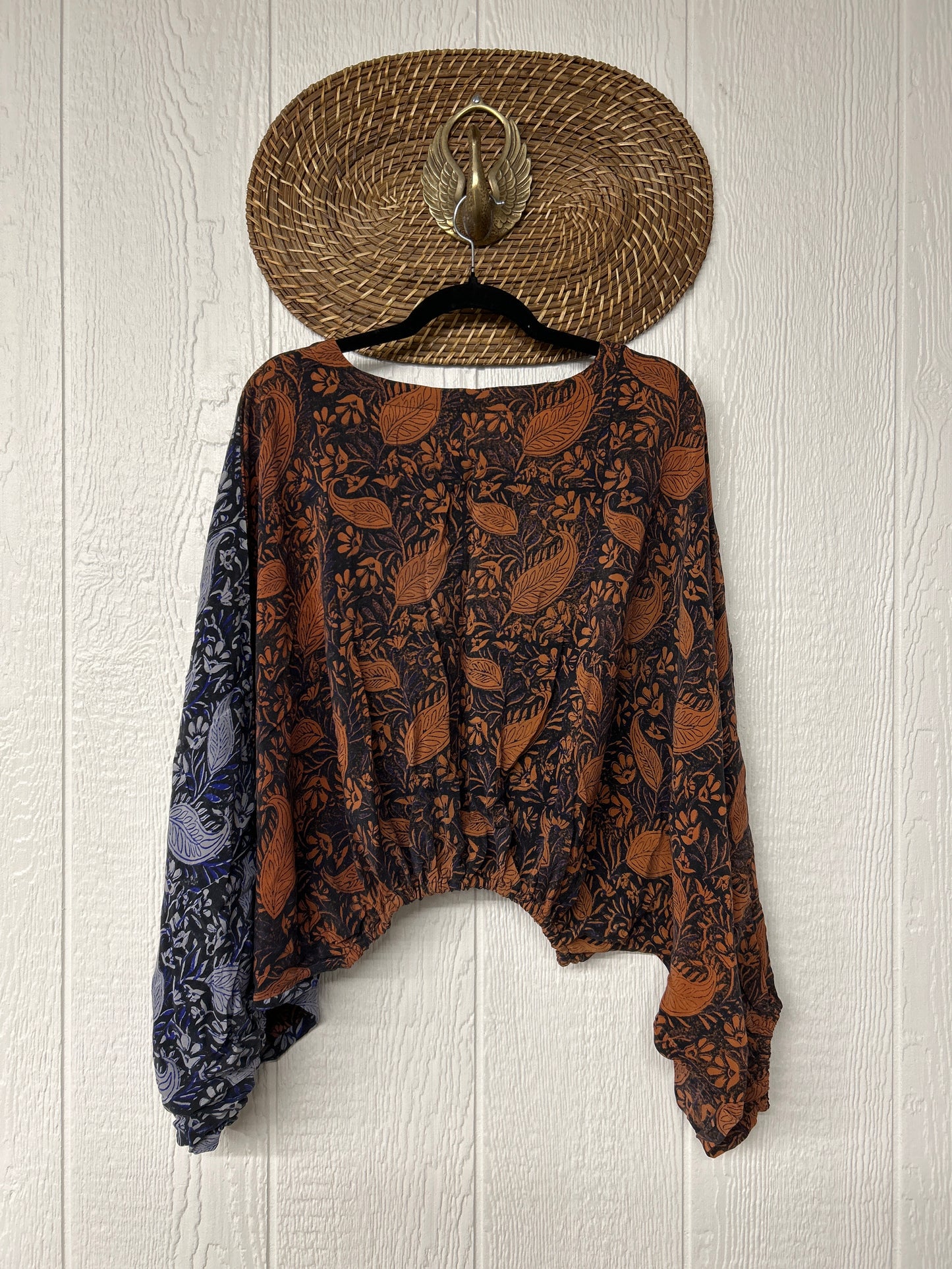 Crepe Sari Luna Crop Top 0526 026
