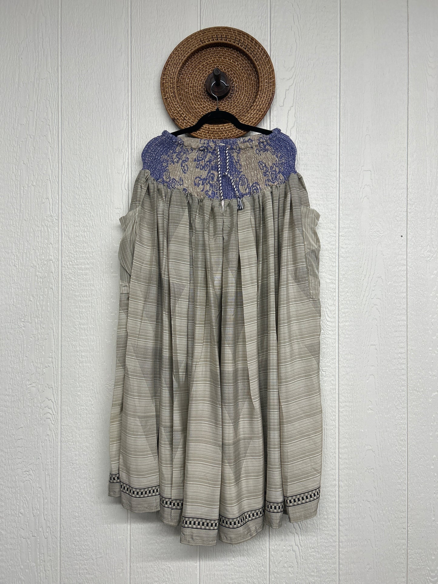 Rasgulla Sari Free Bird Convertible Skirt 0226 017