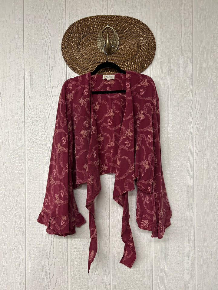Zeppelin Crop Shrug 0425 244