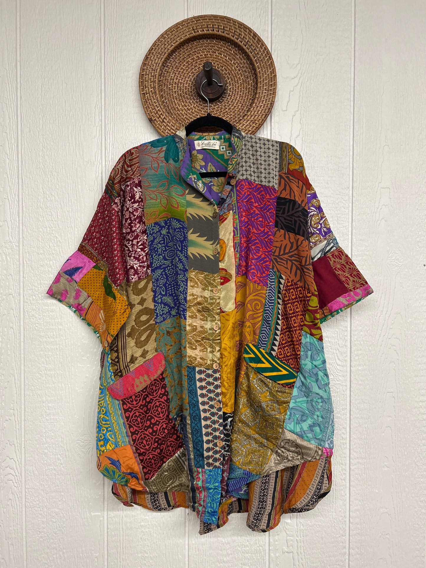 Goddess Free To Be Button-Down 0925 203