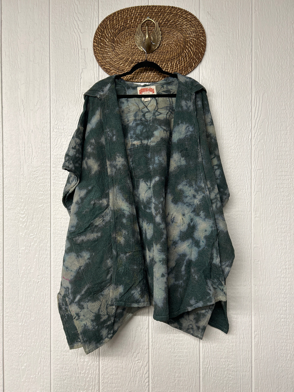Aura Edit Fine Kantha Wanderlust Poncho 1026 017