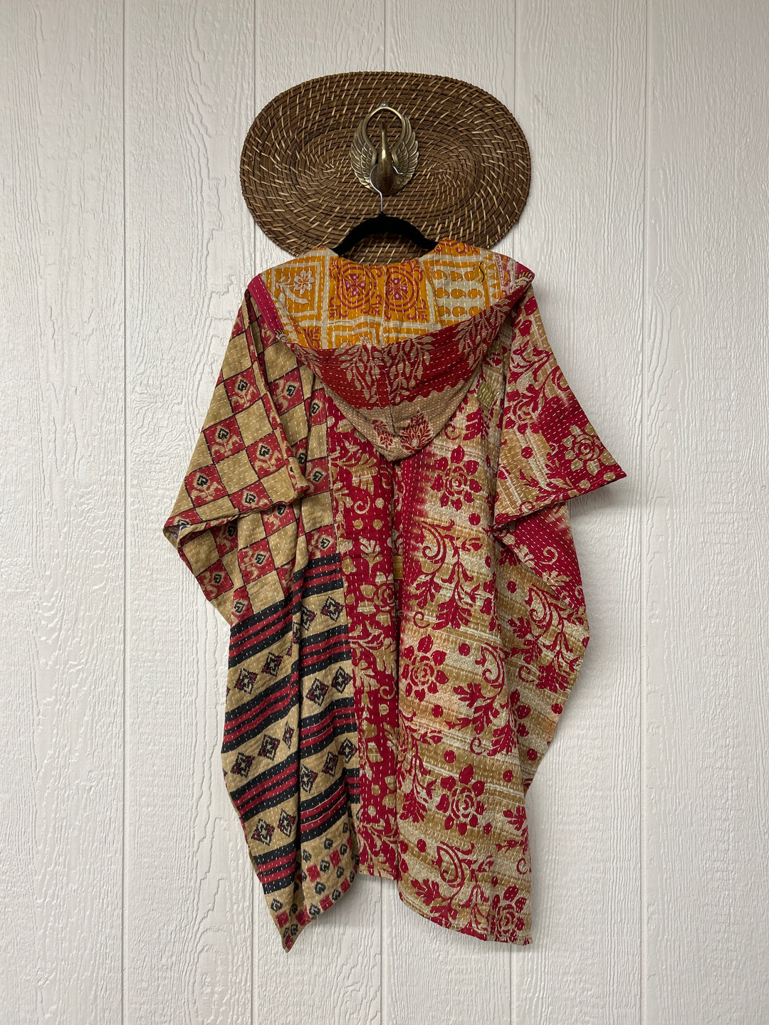 Peace and Love Poncho 0425 085