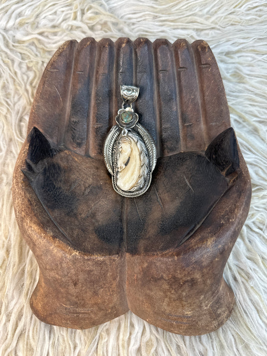 Bone Carved Horse Head W/ Gem Pendant 0226 008