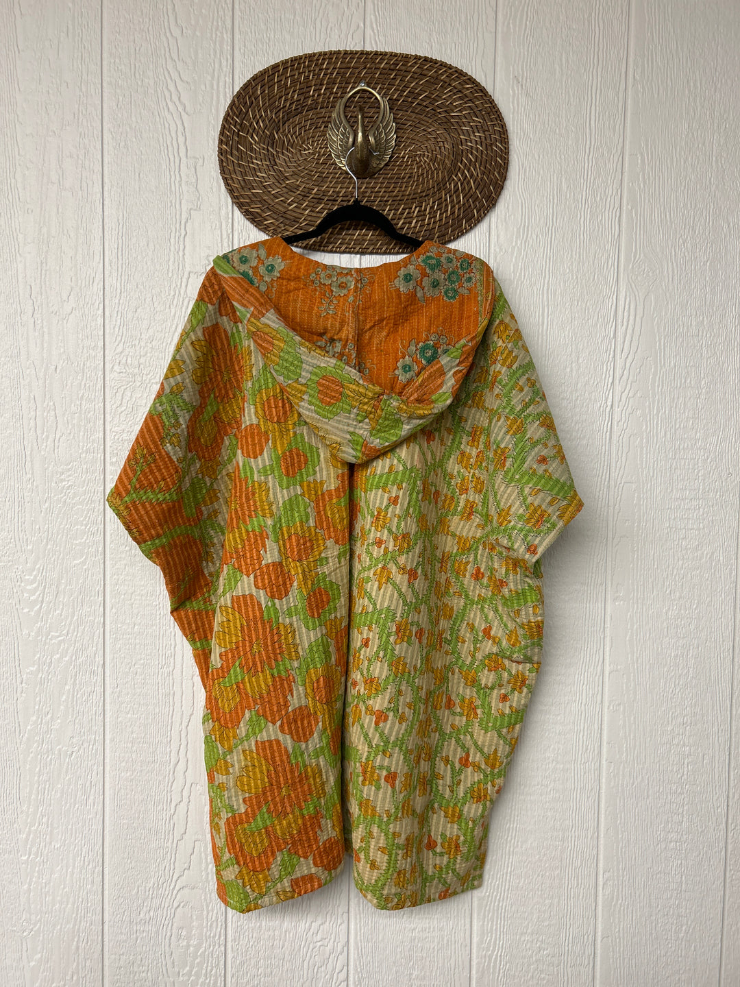 Peace + Love Poncho 0325 052