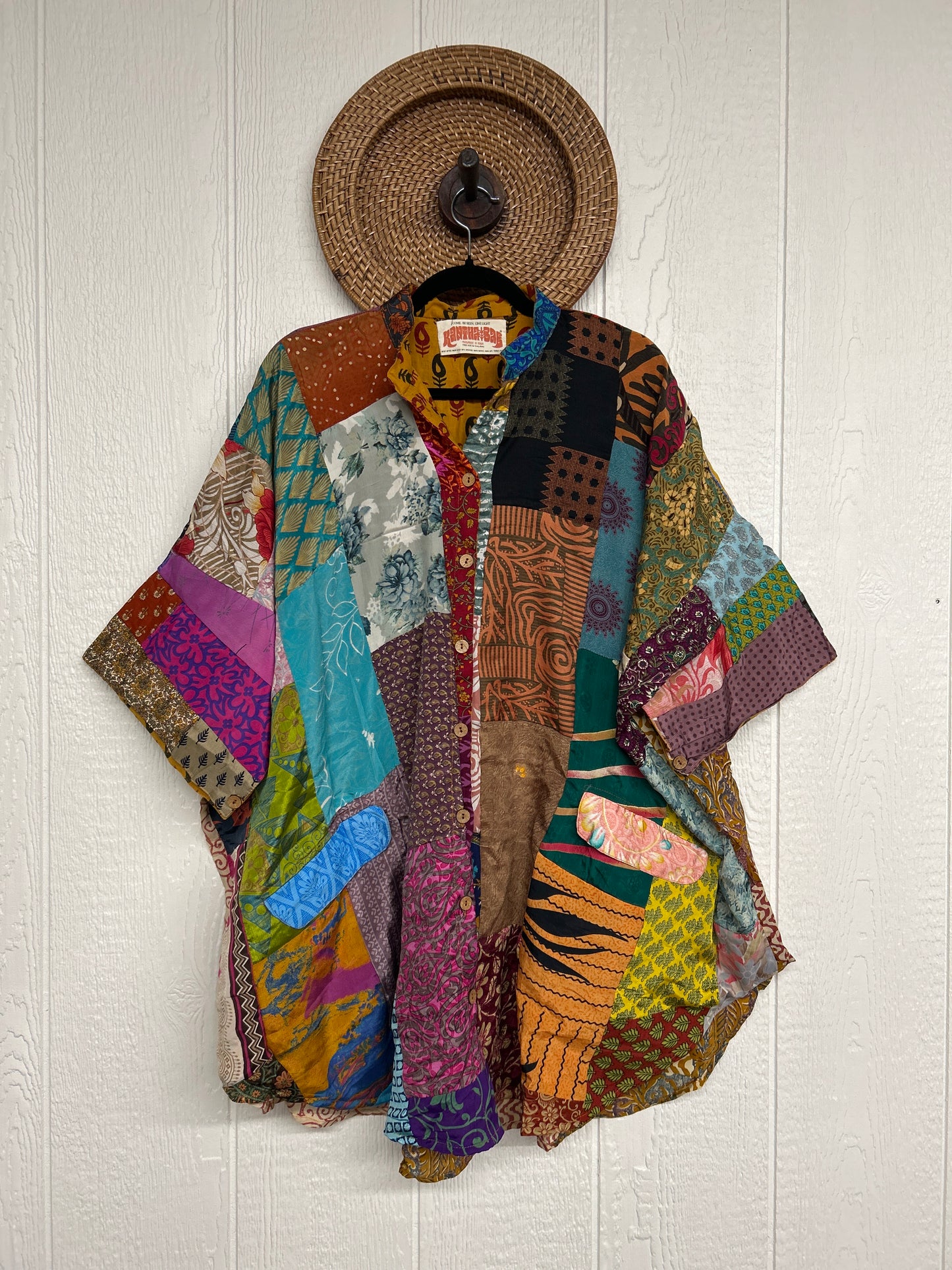 Goddess Free To Be Button-Down 0925 270