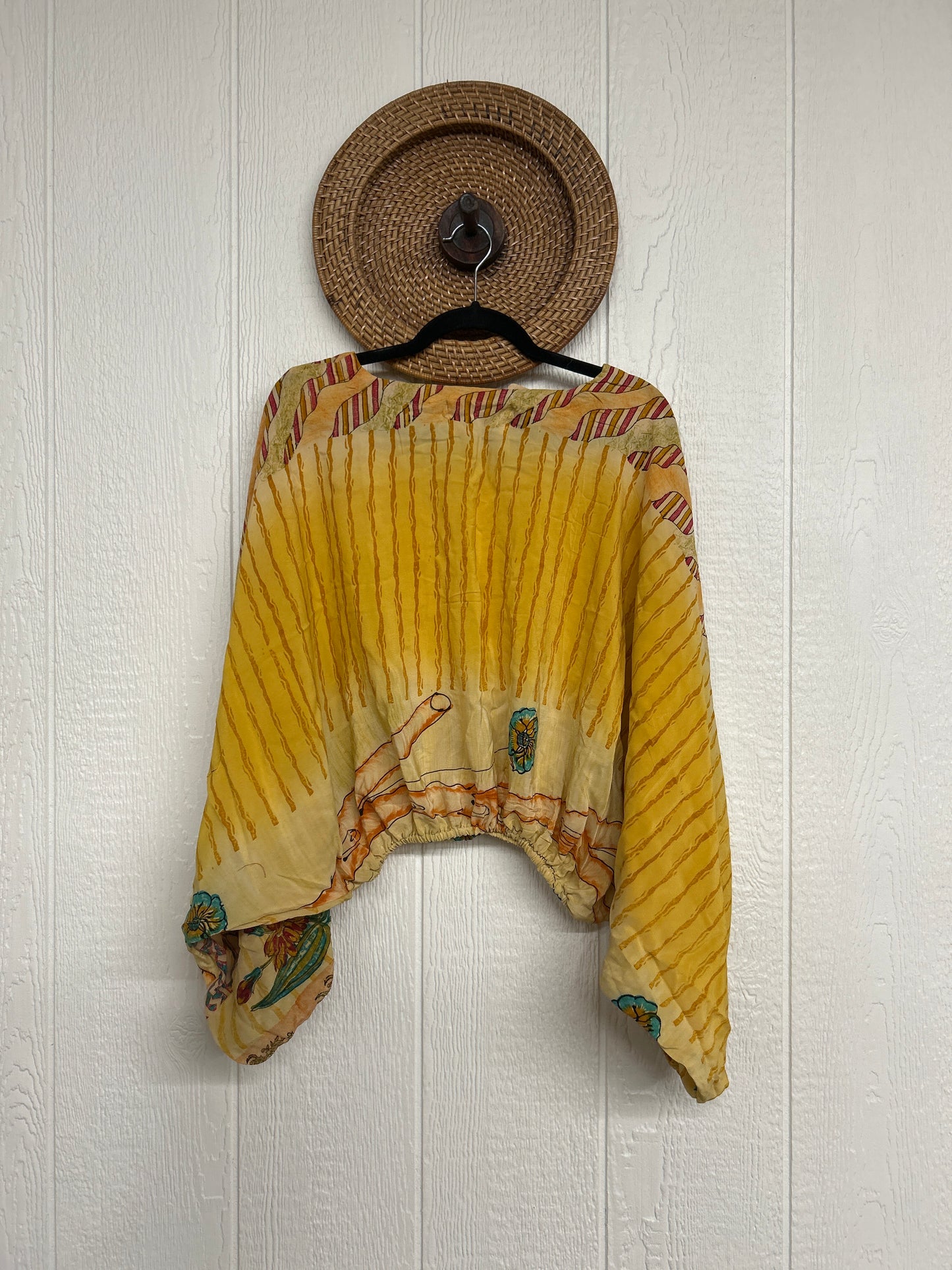 Crepe Sari Luna Crop Top 0126 047