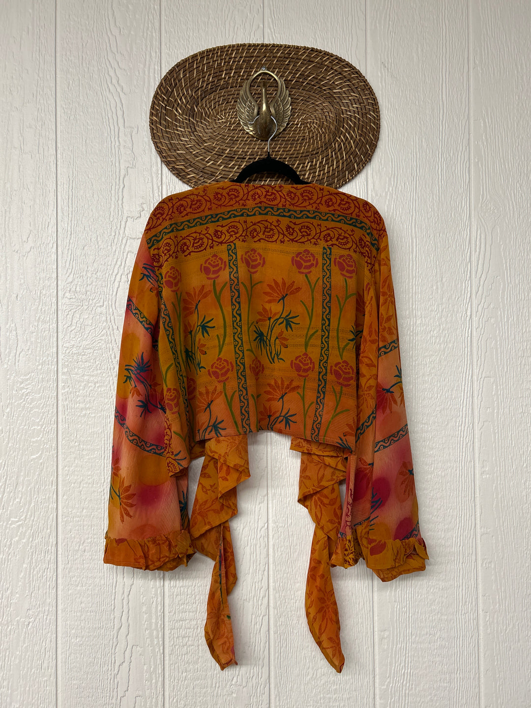 Zeppelin Crop Shrug 0425 112