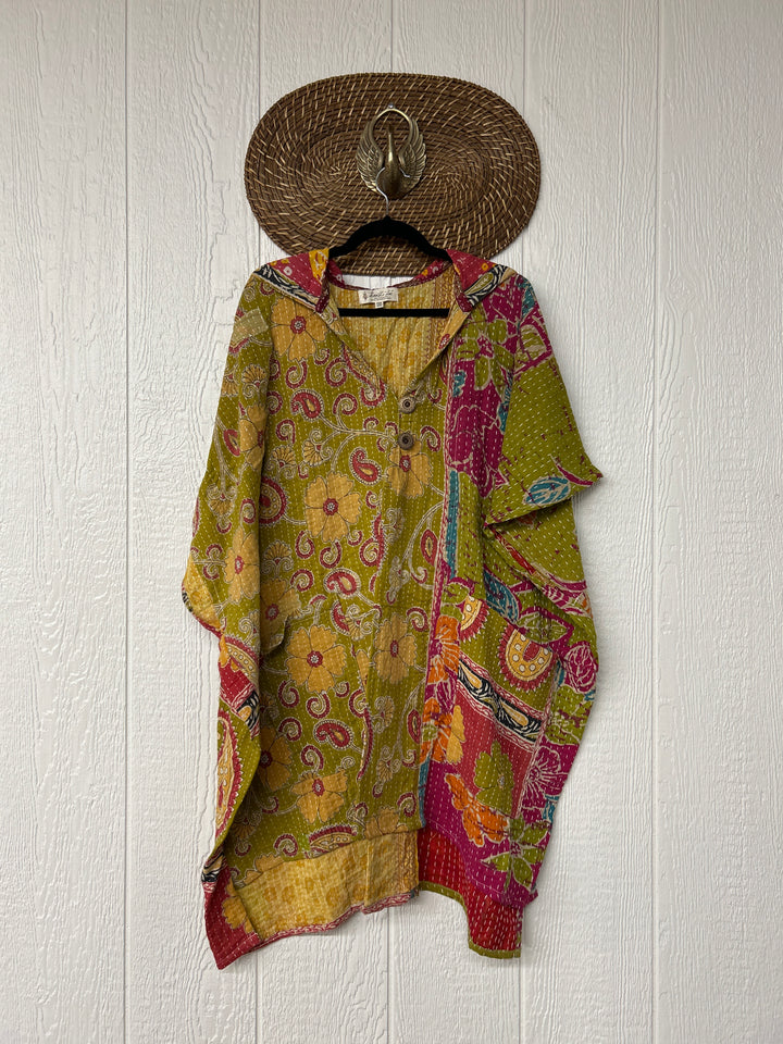 Peace and Love Poncho 0425 045