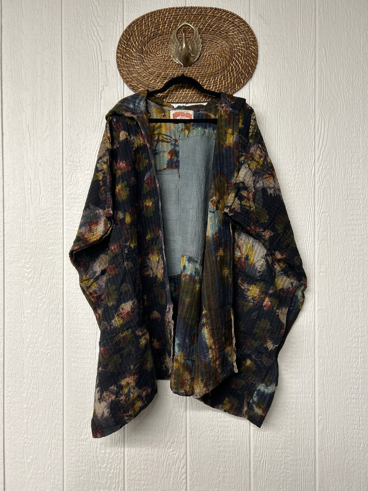 Aura Edit Fine Kantha Wanderlust Poncho 1026 013