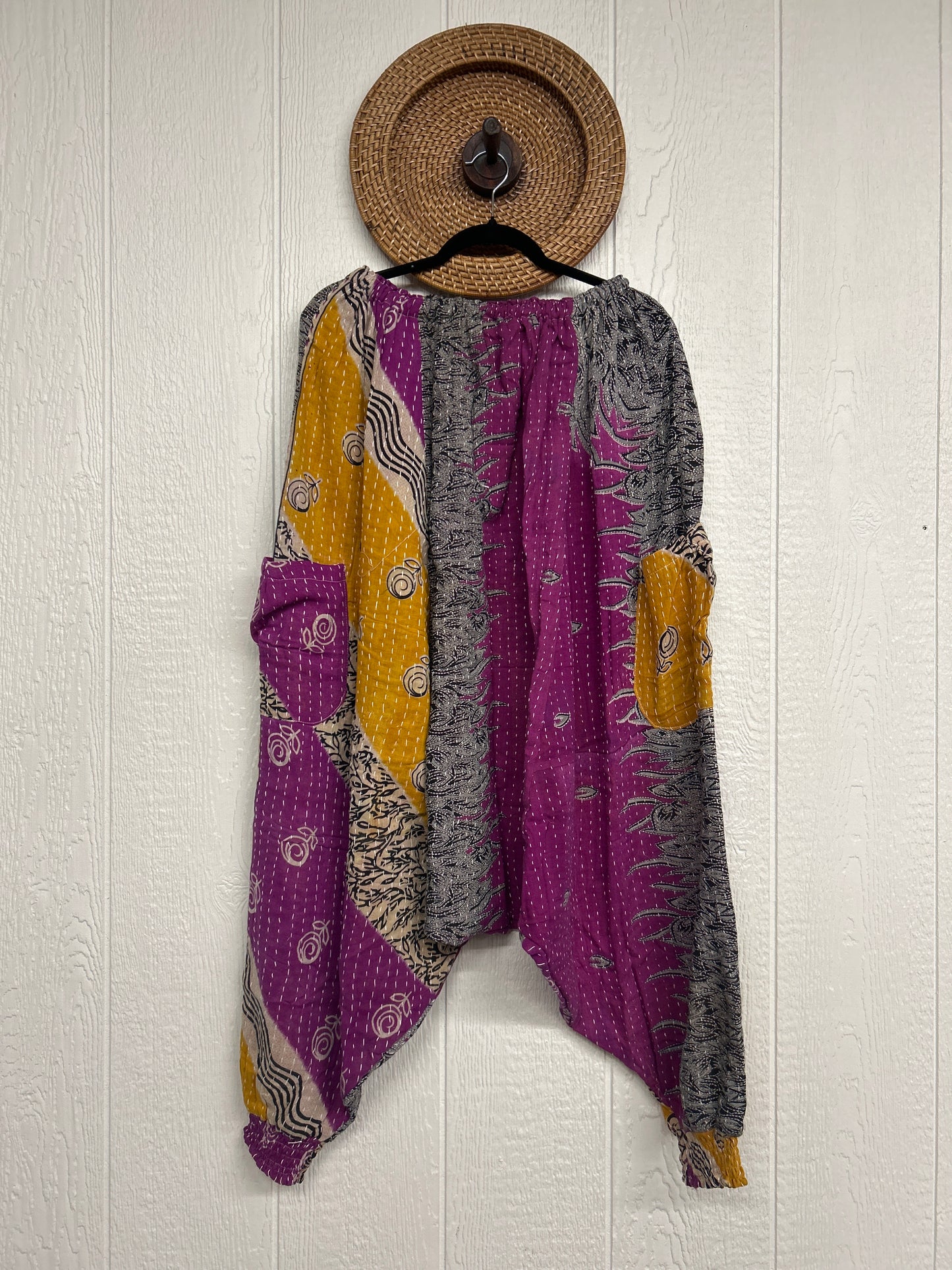 Pareo Kantha Be Still Harems 0226 084