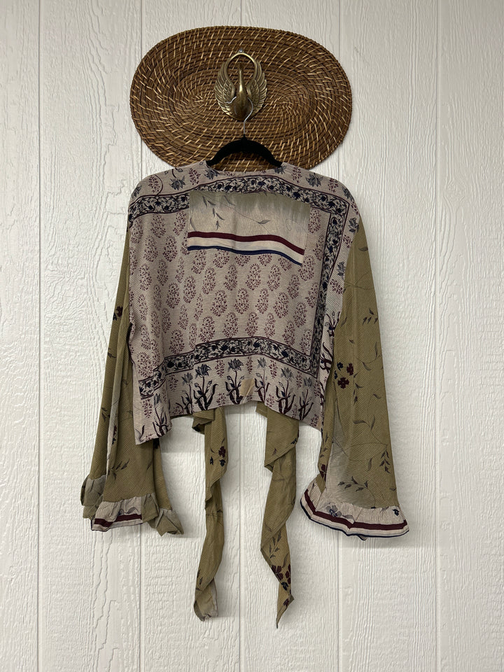 Zeppelin Crop Shrug 0425 066
