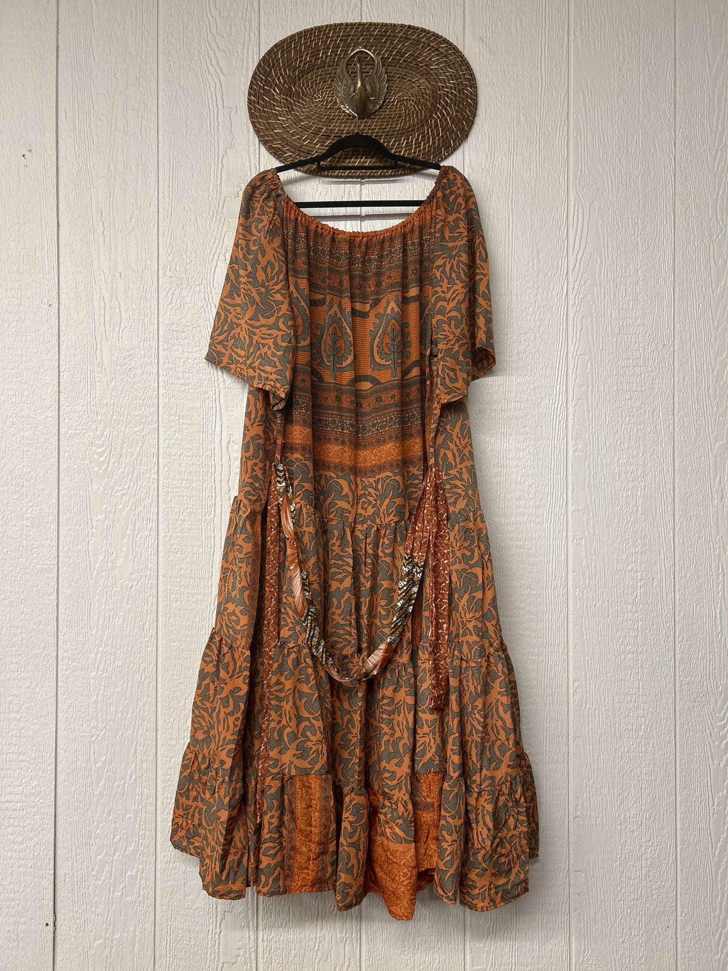 Rasgulla Sari Nova Maxi 0826 173