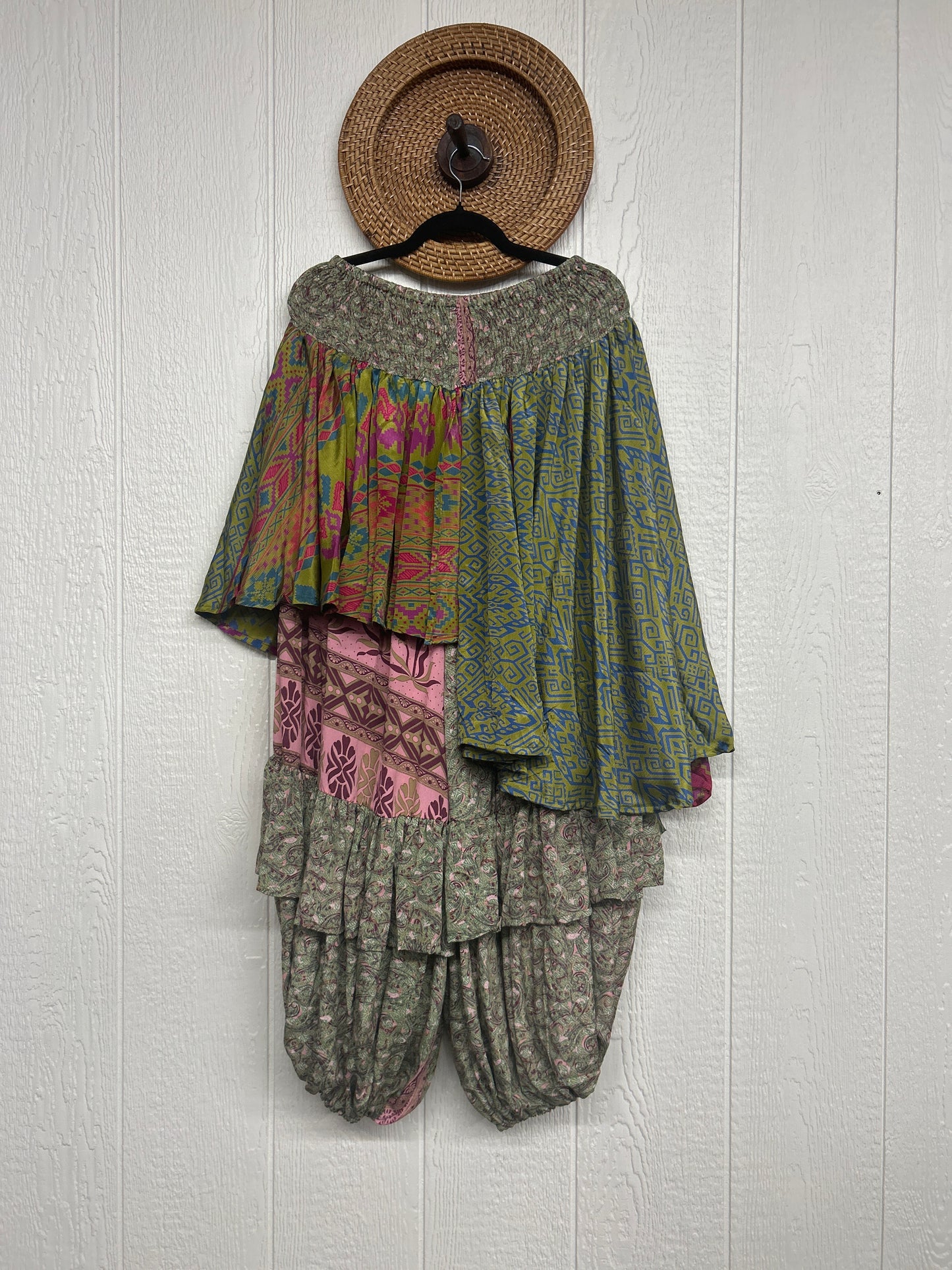 Rasgulla Sari Enchanted Jogger 0426 165