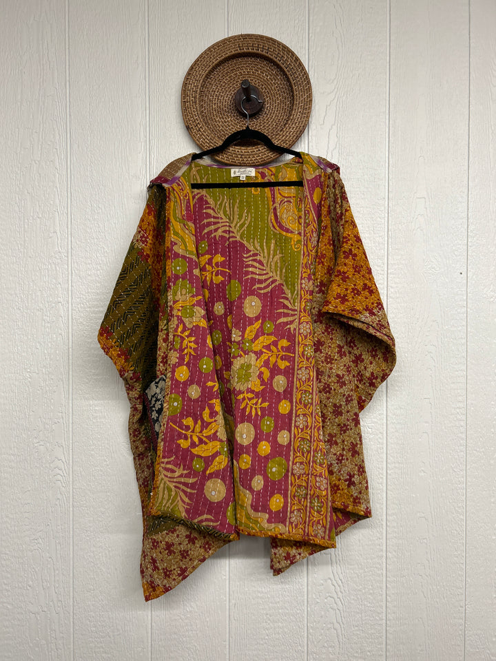 Wanderlust Poncho 0425 265