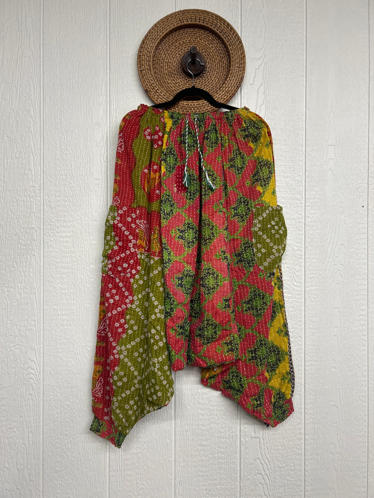 Pareo Kantha Be Still Harems 0226 039