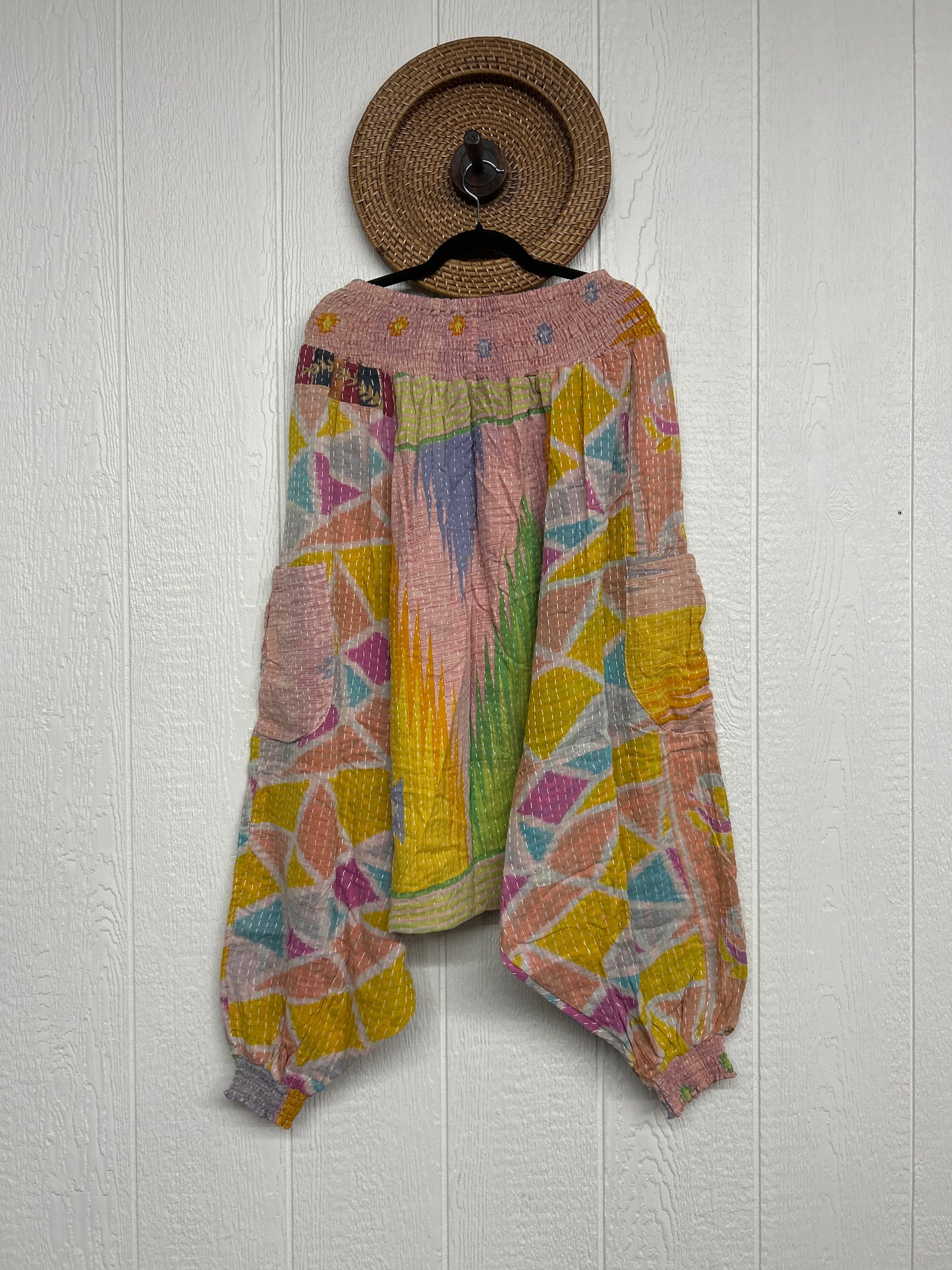 Pareo Kantha Be Still Harems 0626 025