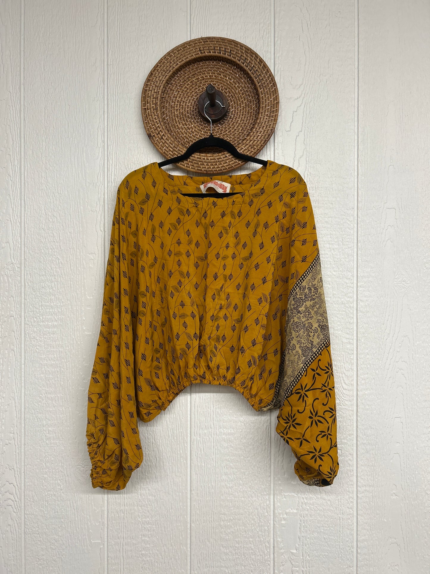 Crepe Sari Luna Crop Top 0126 063