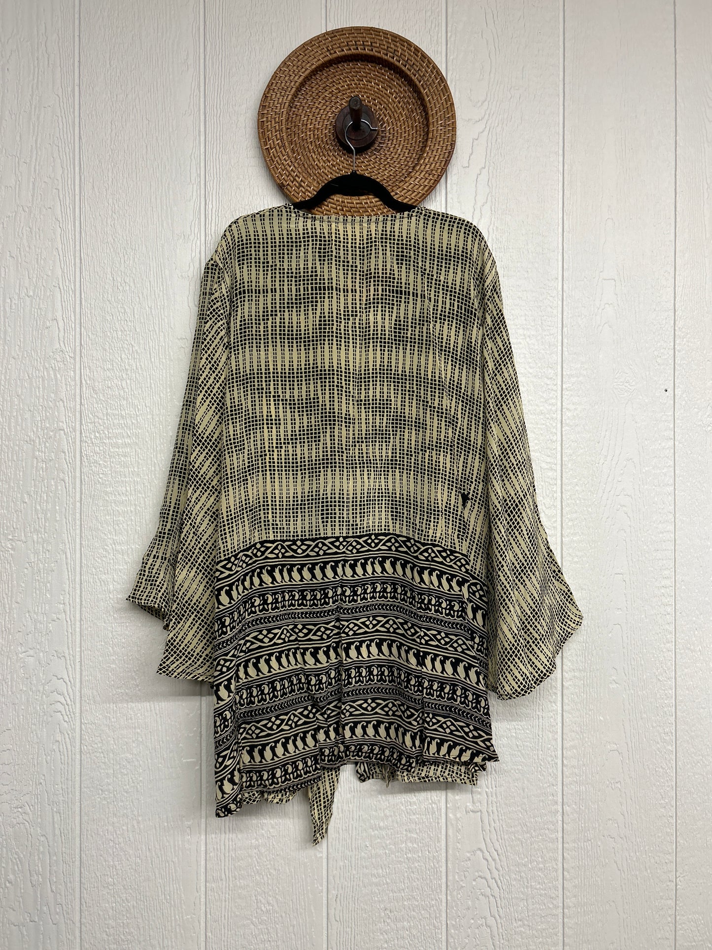 Crepe Sari Shortie Spellbound Kimono 0426 231