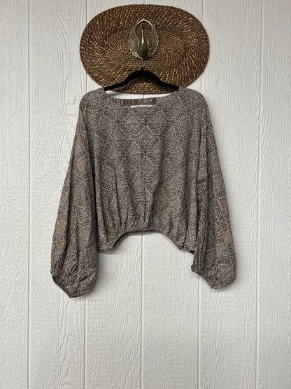 Crepe Sari Luna Crop Top 0126 230