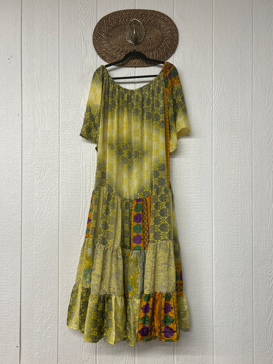 Rasgulla Sari Nova Maxi 0826 233
