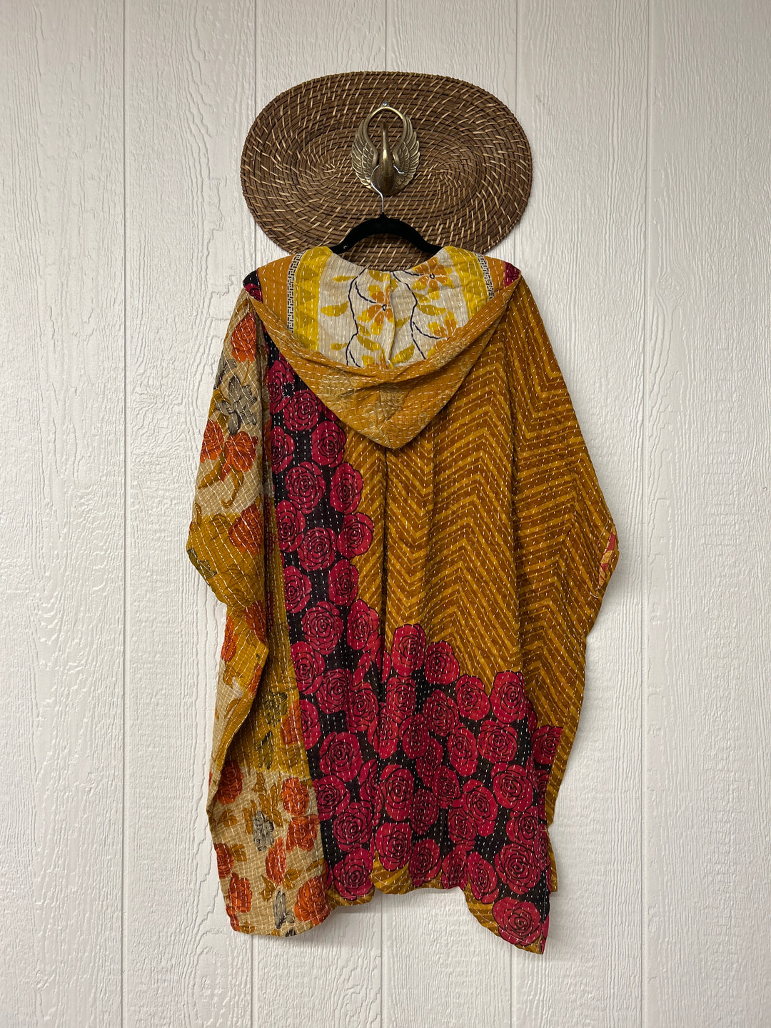 Peace and Love Poncho 0425 093