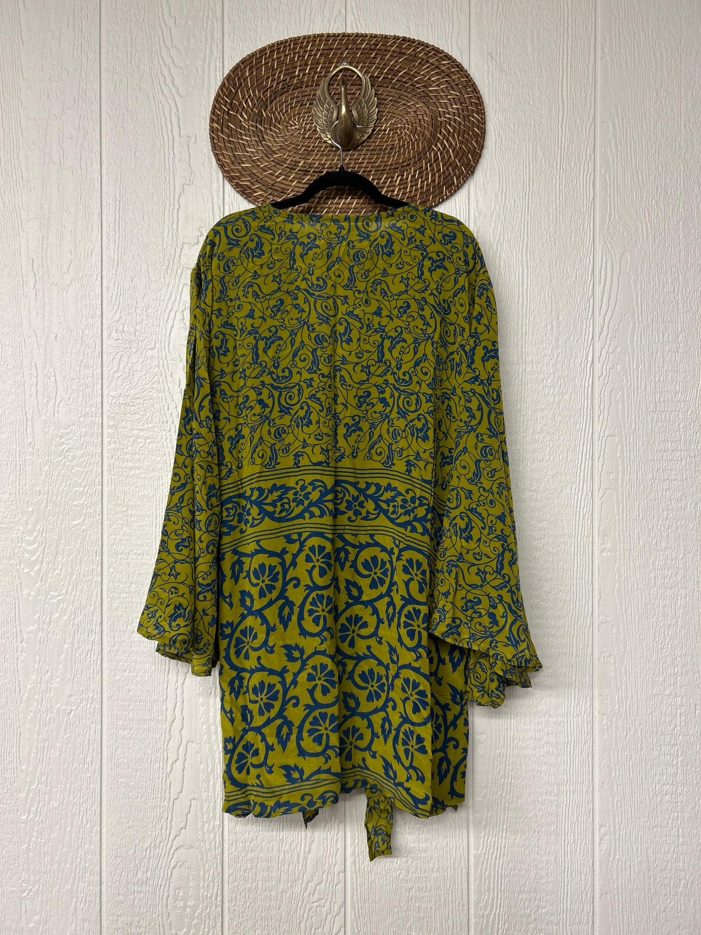 Crepe Sari Shortie Spellbound Kimono 0426 122