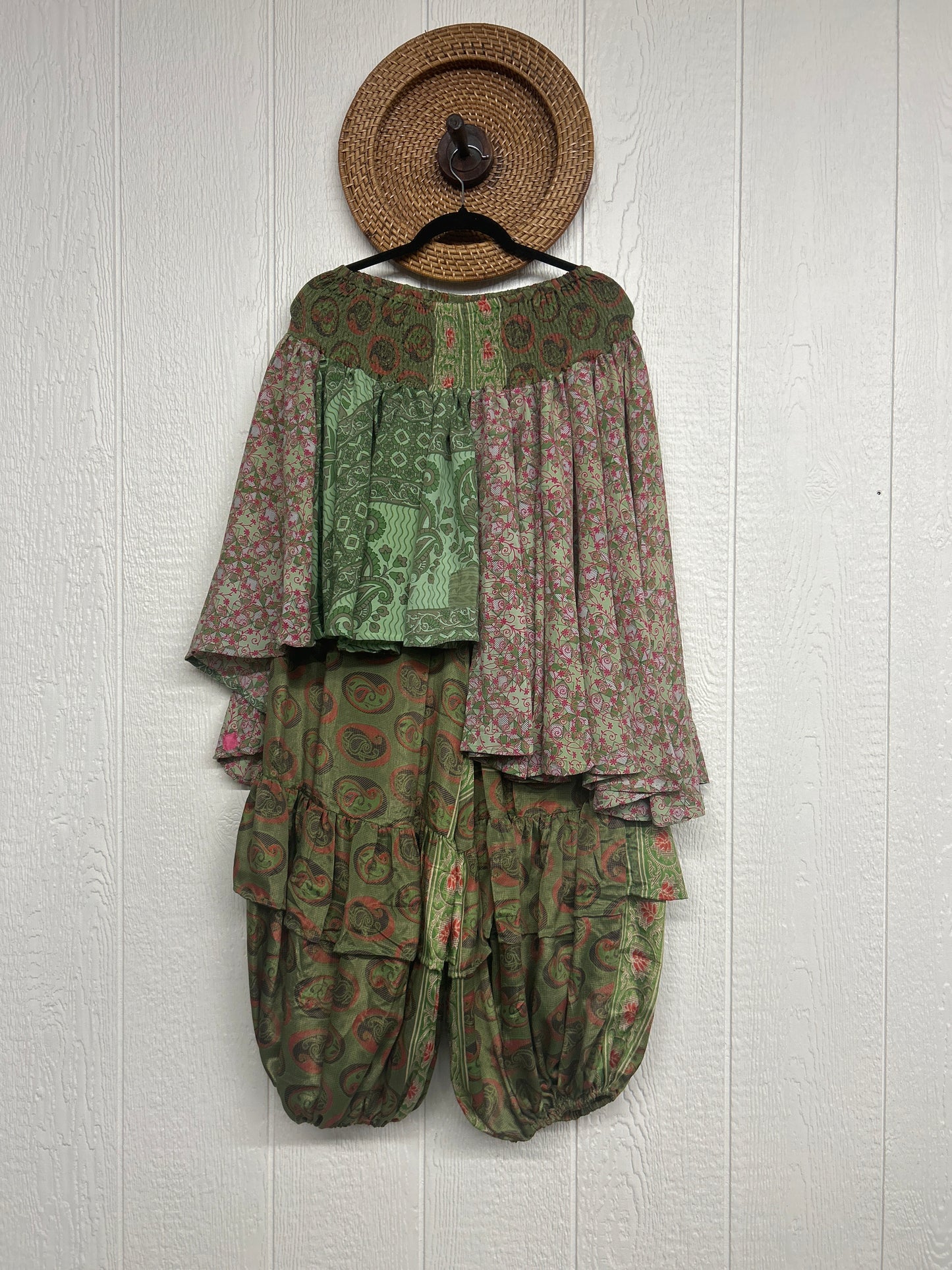 Rasgulla Sari Enchanted Jogger 0426 152